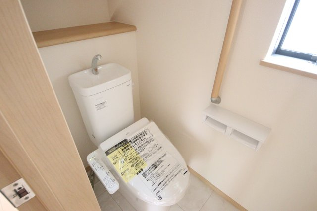 《仲介手数料無料》緑区宮本２丁目29-6(J号棟)新築一戸建てハートフルタウンのトイレ|2025年6月12日 15:00 曇り