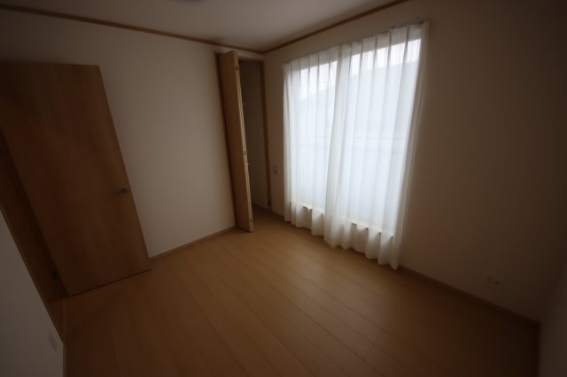 【洋室】 | 《仲介手数料無料》緑区宮本２丁目29-6(J号棟)新築一戸建てハートフルタウン | 2025年6月12日 15:00 曇り