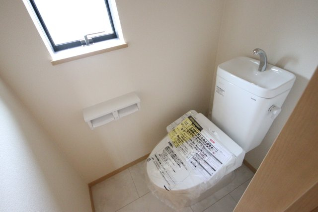 《仲介手数料無料》緑区宮本２丁目29-6(J号棟)新築一戸建てハートフルタウンのトイレ|2025年6月12日 15:00 曇り