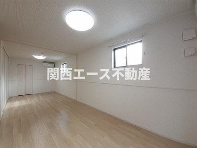 【寝室】 | パルテール八尾