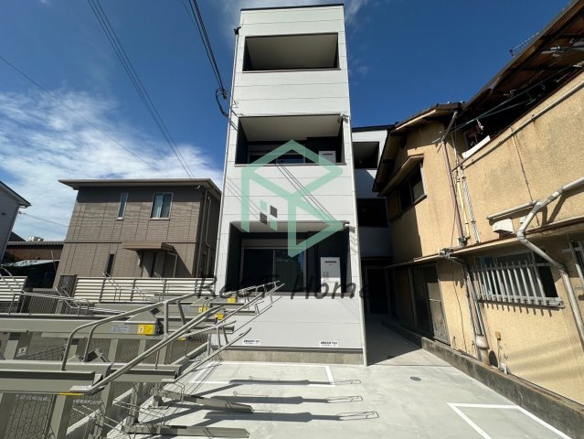 ALEGRIA飾磨の駐車場