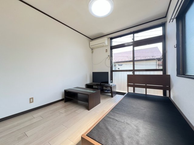 メゾンあかしあの居間・リビング