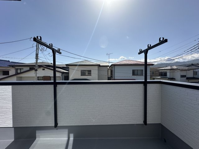 小田原市新屋　新築一戸建て　全2棟のバルコニー