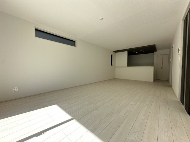 小田原市新屋　新築一戸建て　全2棟の居間・リビング