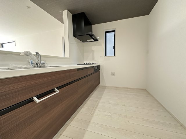 小田原市新屋　新築一戸建て　全2棟のキッチン