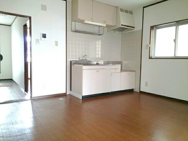 ソシエ２２１の居間・リビング