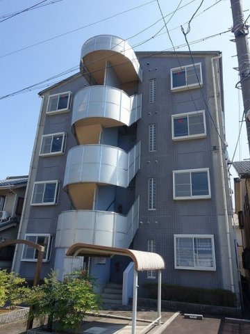 ソシエ２２１の外観