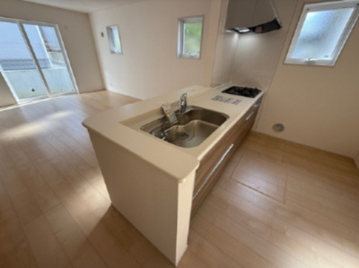 【キッチン】 | 紫波二日町山子 | システムキッチンでお掃除が楽々♪