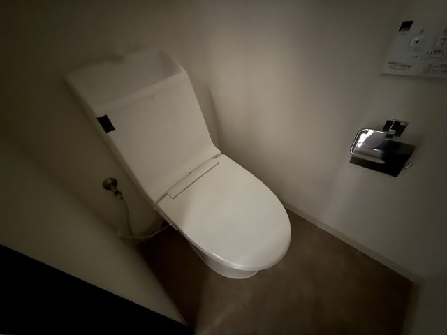 イーグルコート烏丸御池のトイレ|お手洗いです。