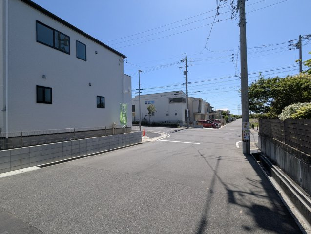 守山区上志段味5期　全4棟の前面道路含む現地写真