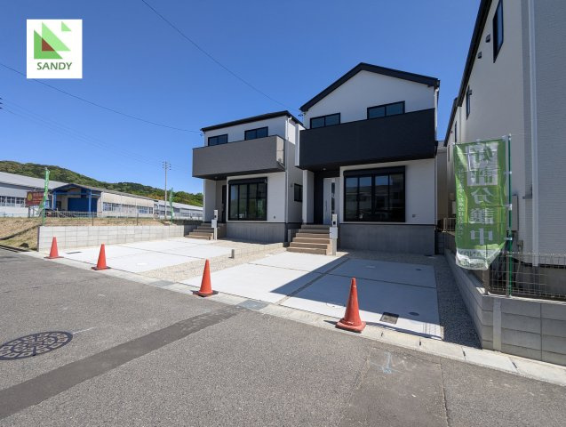 守山区上志段味5期　全4棟の外観