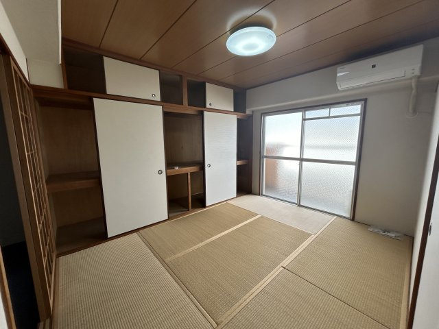 グランドハイツ西浜の和室