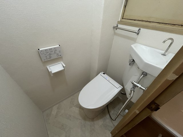 グランドハイツ西浜のトイレ