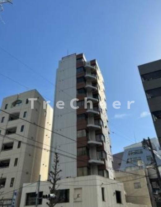 マンション岡の外観