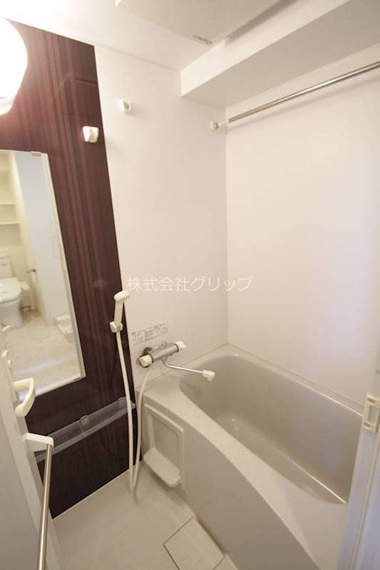 スパシエロッサ横浜吉野町の浴室