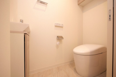 【トイレ】 | ザ・パークハビオ都島テラス | シンプルで使いやすいトイレです
