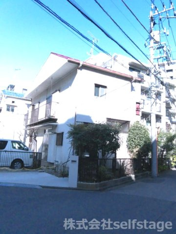 新宿区山吹町の一戸建て