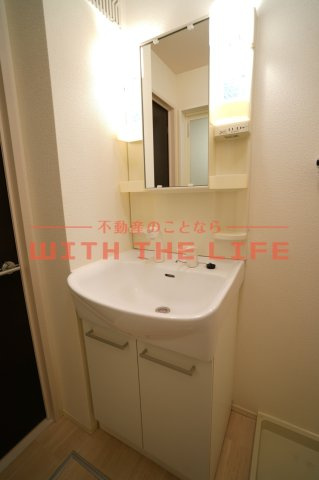 ライフエイト【キャッシュバック対象物件】の独立洗面台|独立洗面台で身支度をすべて済ませてしまいましょう