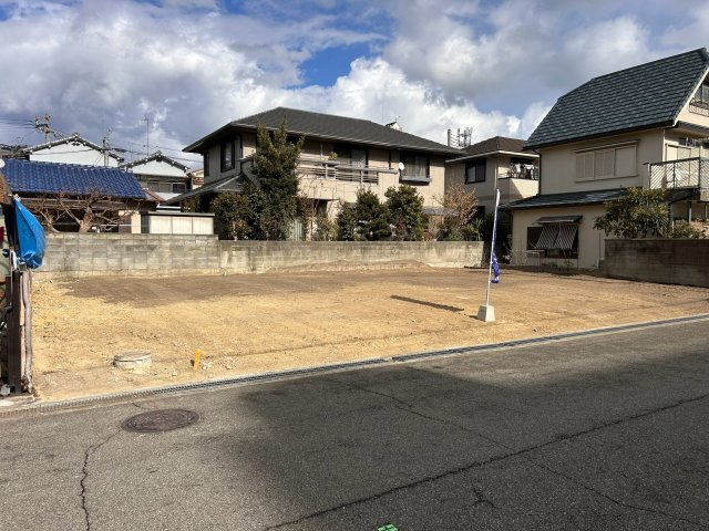 舞子台8丁目新築一戸建：C号地の前面道路含む現地写真