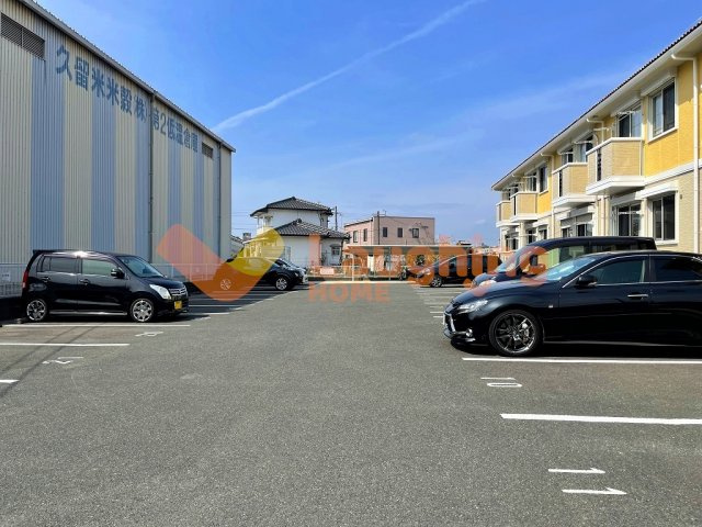 グランドソレーユ東合川の駐車場|駐車場です