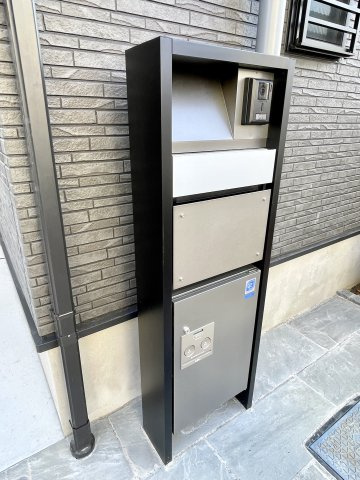 練馬区土支田4丁目　新築戸建限定1棟の設備|宅配ボックス付き機能門柱