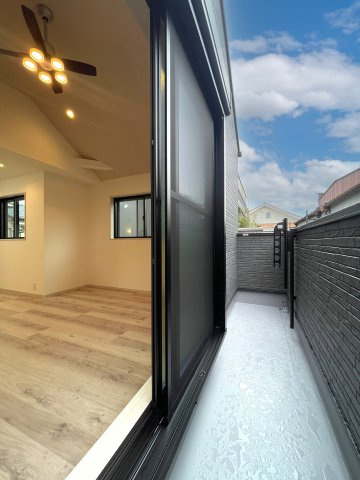 練馬区土支田4丁目　新築戸建限定1棟のバルコニー