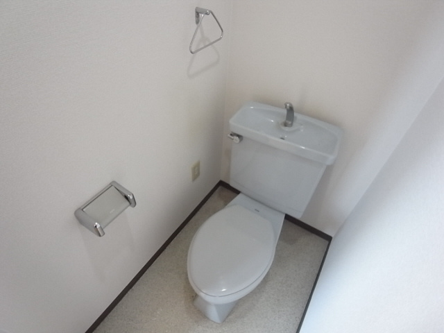 ワコーレフース本山のトイレ