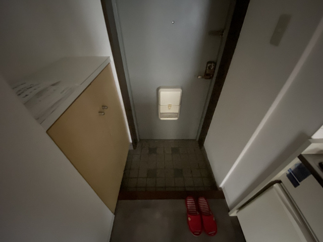 ワコーレフース本山の玄関