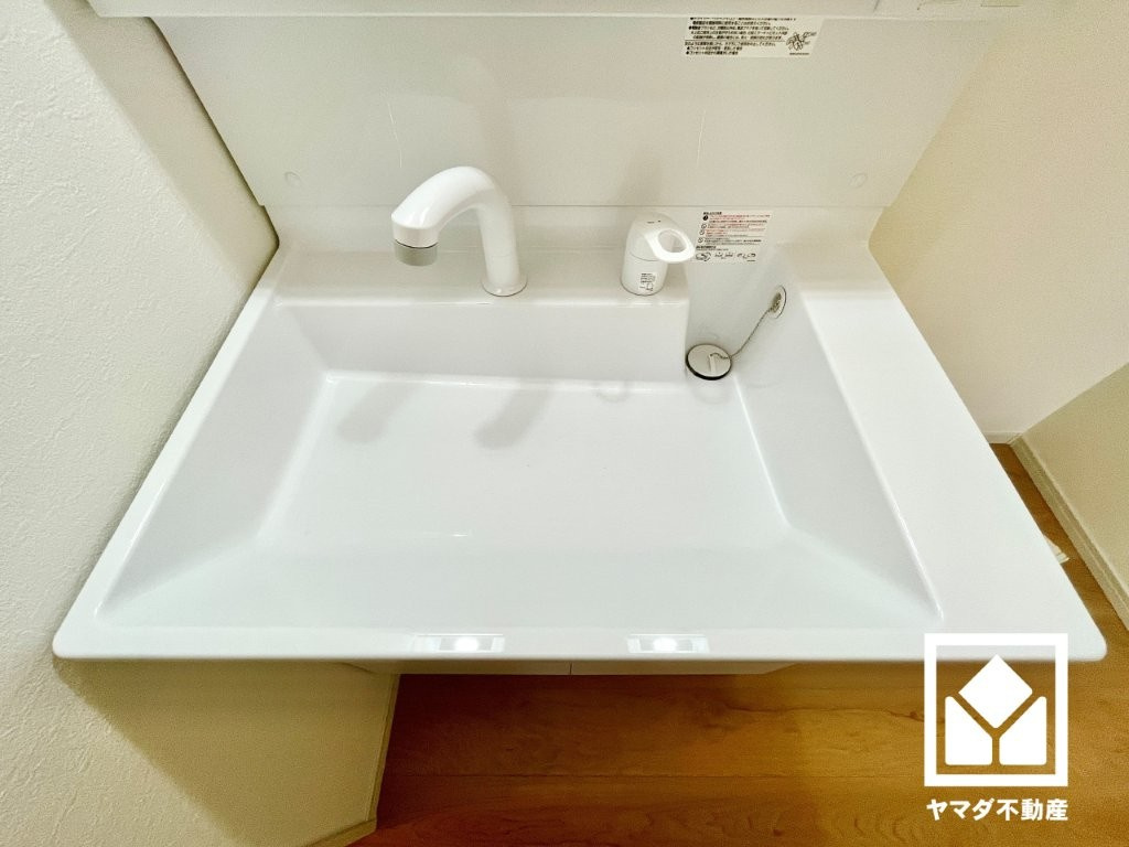 宇治市小倉町蓮池　2期　1号棟の独立洗面台