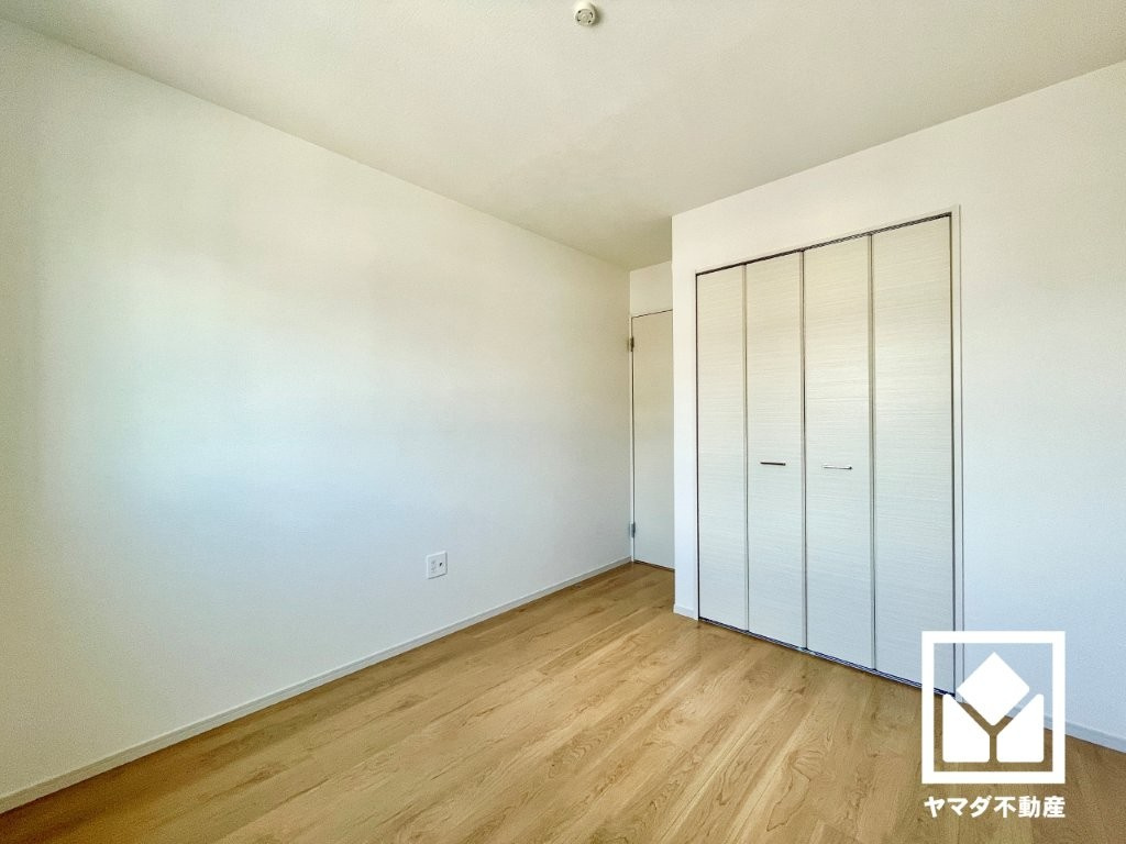 宇治市小倉町蓮池　2期　1号棟の洋室