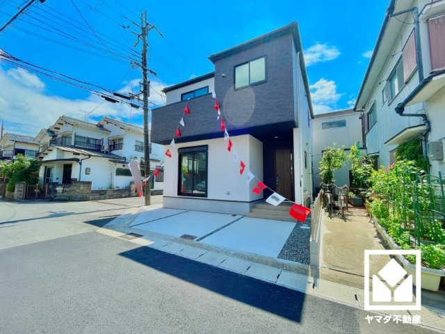 宇治市小倉町蓮池　2期　1号棟の前面道路含む現地写真