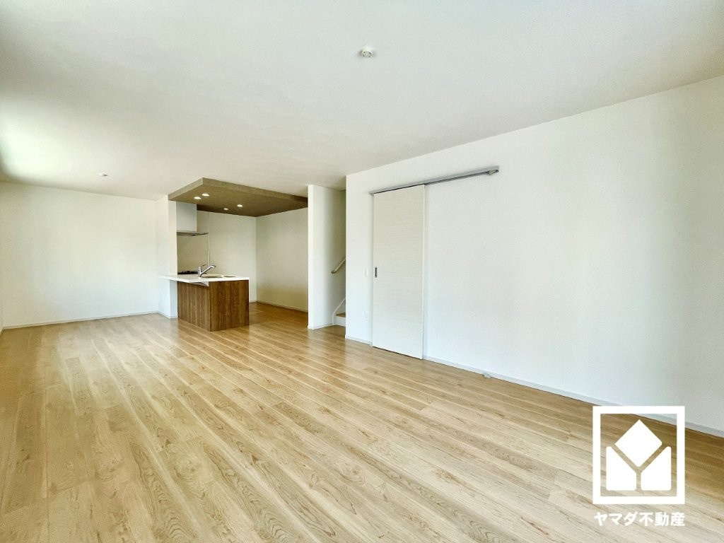 宇治市小倉町蓮池　2期　1号棟の居間・リビング