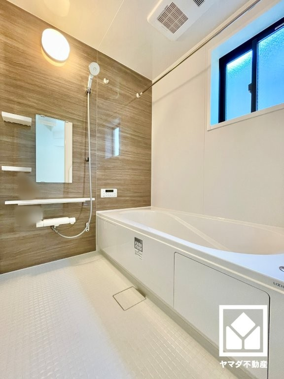 宇治市小倉町蓮池　2期　1号棟の浴室