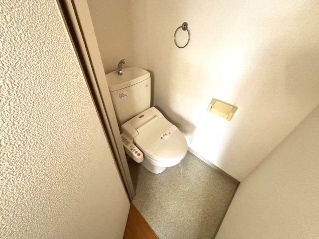 シャトー篠原台のトイレ
