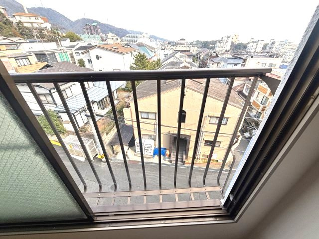 シャトー篠原台のバルコニー