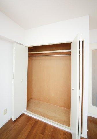 青山ビルの収納