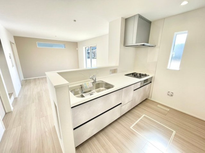 【キッチン】 | 潮来市日の出5丁目1号棟 | ご見学はお気軽に0476-37-3888までお問合せ下さい！