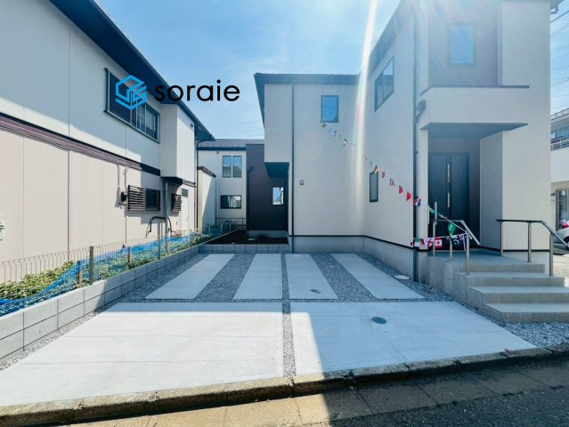 KIS川越市南大塚9期　新築戸建　ずっとプラスの駐車場