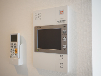 【セキュリティ】 | S-RESIDENCE阿波座bouncy | モニター付きインターフォンです