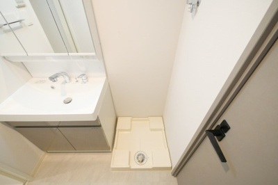 【設備】 | S-RESIDENCE阿波座bouncy | 洗濯機置き場です