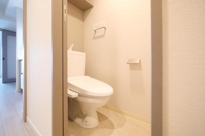 【トイレ】 | S-RESIDENCE阿波座bouncy | 落ち着いた色調のトイレです