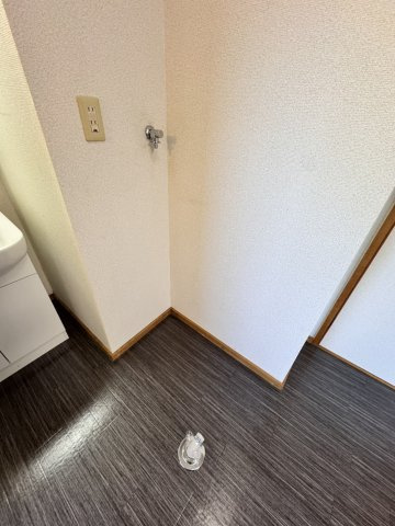 SSハイツ　郷ケ丘のその他|南側にスペースがあり、日当たりが確保できた立地となっています。