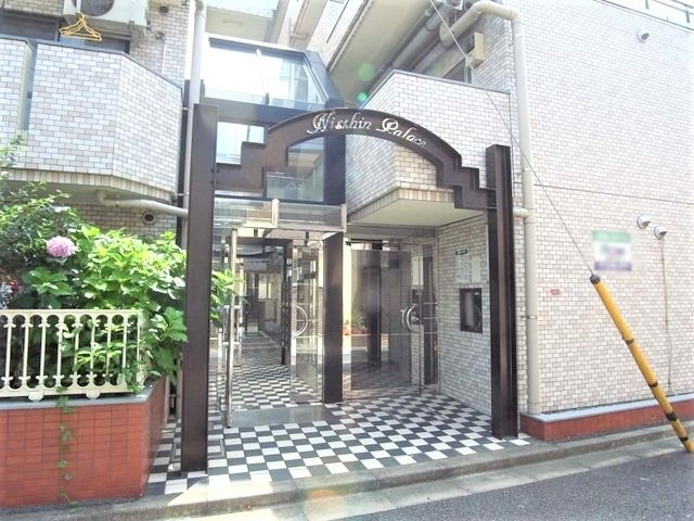 日神パレス新高円寺第二のエントランス|清潔なエントランスです