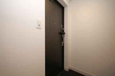 【玄関】 | コンフォリア・リヴ谷町九丁目ソルテラス | ゆったりとした玄関です