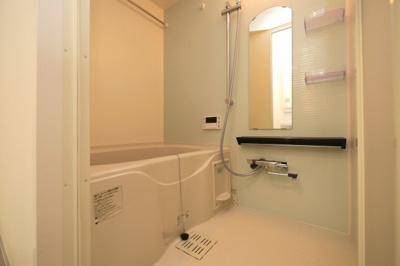 【浴室】 | コンフォリア・リヴ谷町九丁目ソルテラス | コンパクトで使いやすいお風呂です