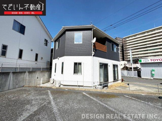 【外観】 | 陽光ふりそそぐ、明るく快適な住まいです。
現地(2025年3月撮影)