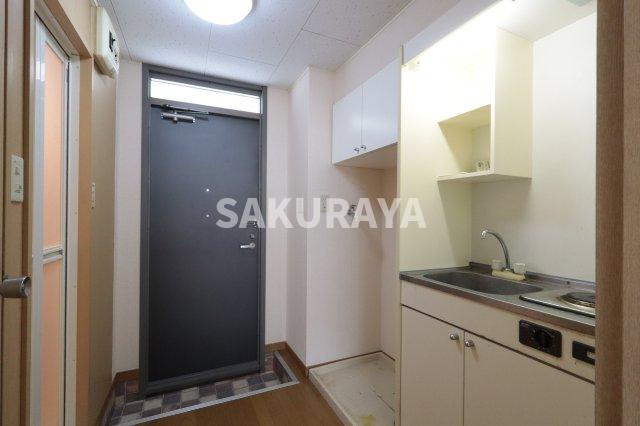 エンパレス　レオ　V22の玄関|2025年6月撮影。