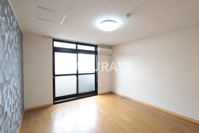 エンパレス　レオ　V22の洋室|2025年6月撮影。