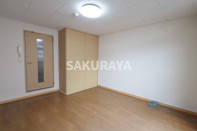 エンパレス　レオ　V22の洋室|2025年6月撮影。