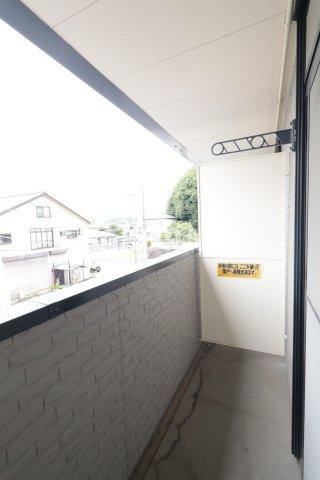 エンパレス　レオ　V22のバルコニー|2025年6月撮影。